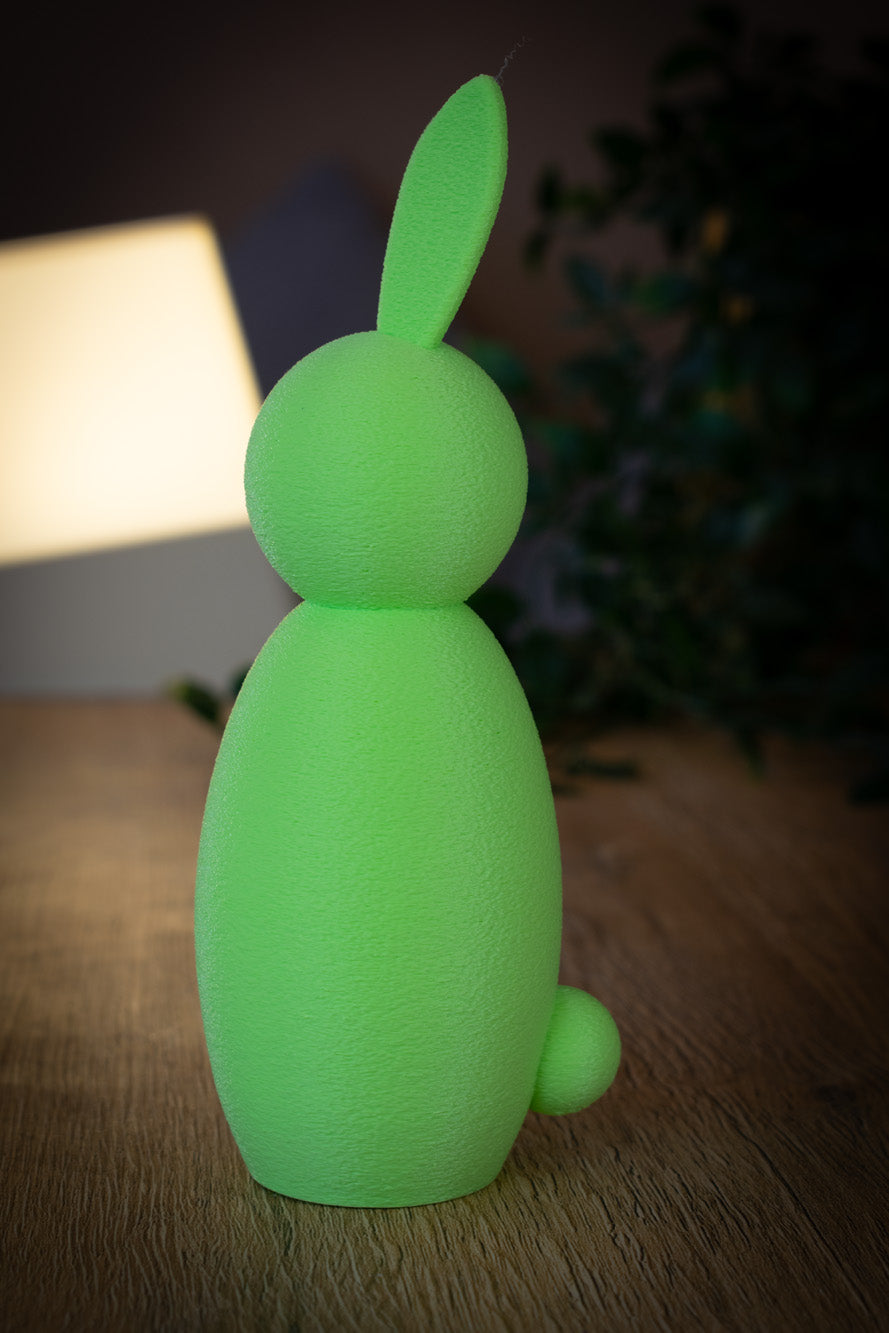 Deko-Hase mit Puschel - niedlich und modern