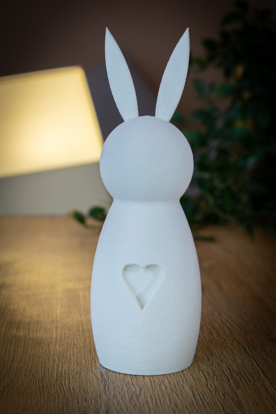 Deko-Hase mit Herz – Liebe zum Verschenken